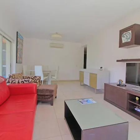 Antonio Ferro Da Rocha Apartament *